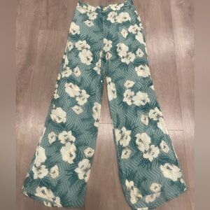 Amuse Society Teal and Cream Floral Pants